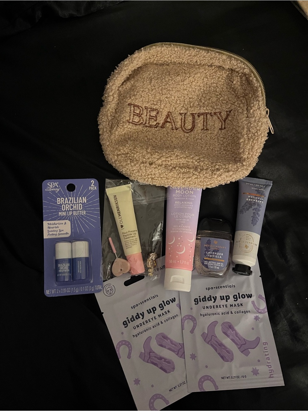 Small NWT Beauty Bundle 7pcs
